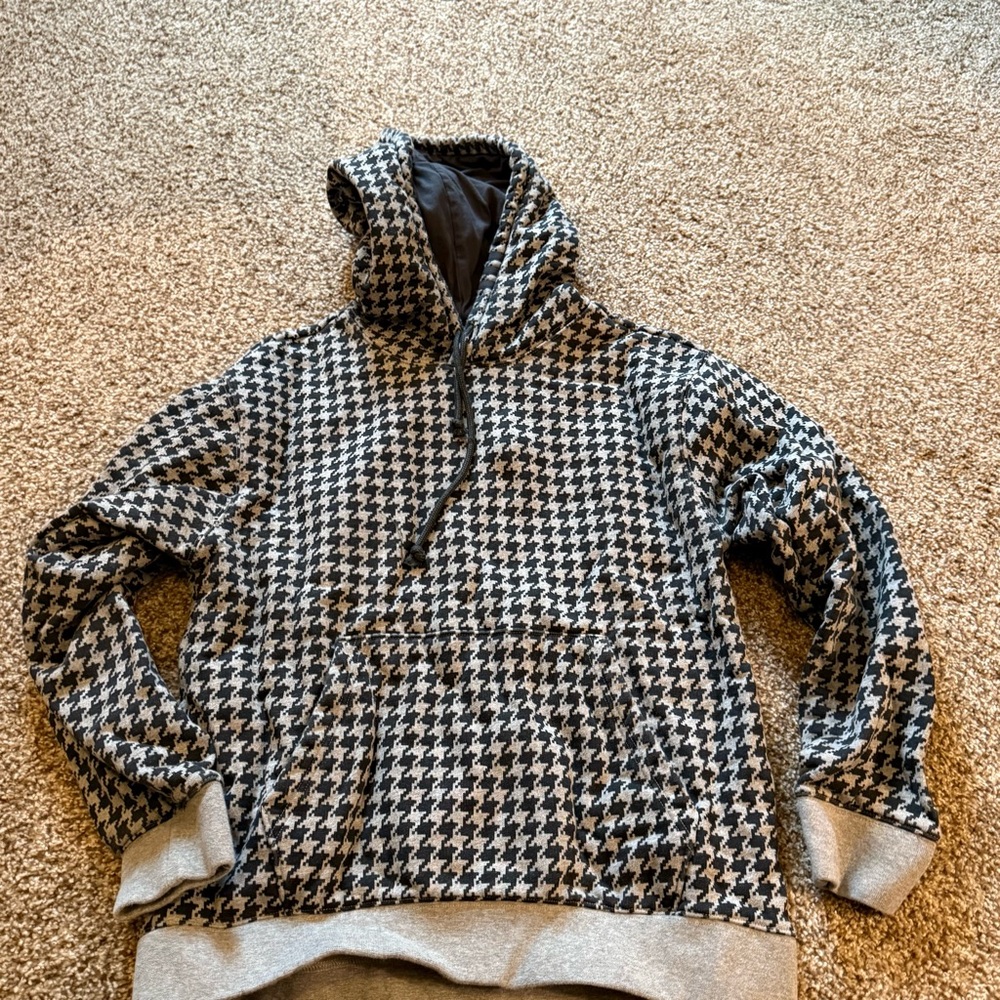 Adidas houndstooth hoody in men’s small